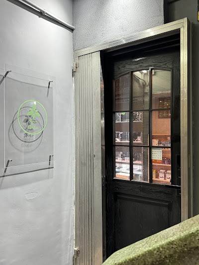 Aqua HK Studio